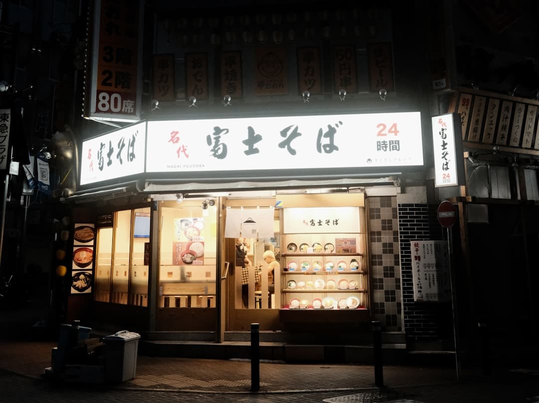 21岁欧美“国民闺女”,有孩子了!